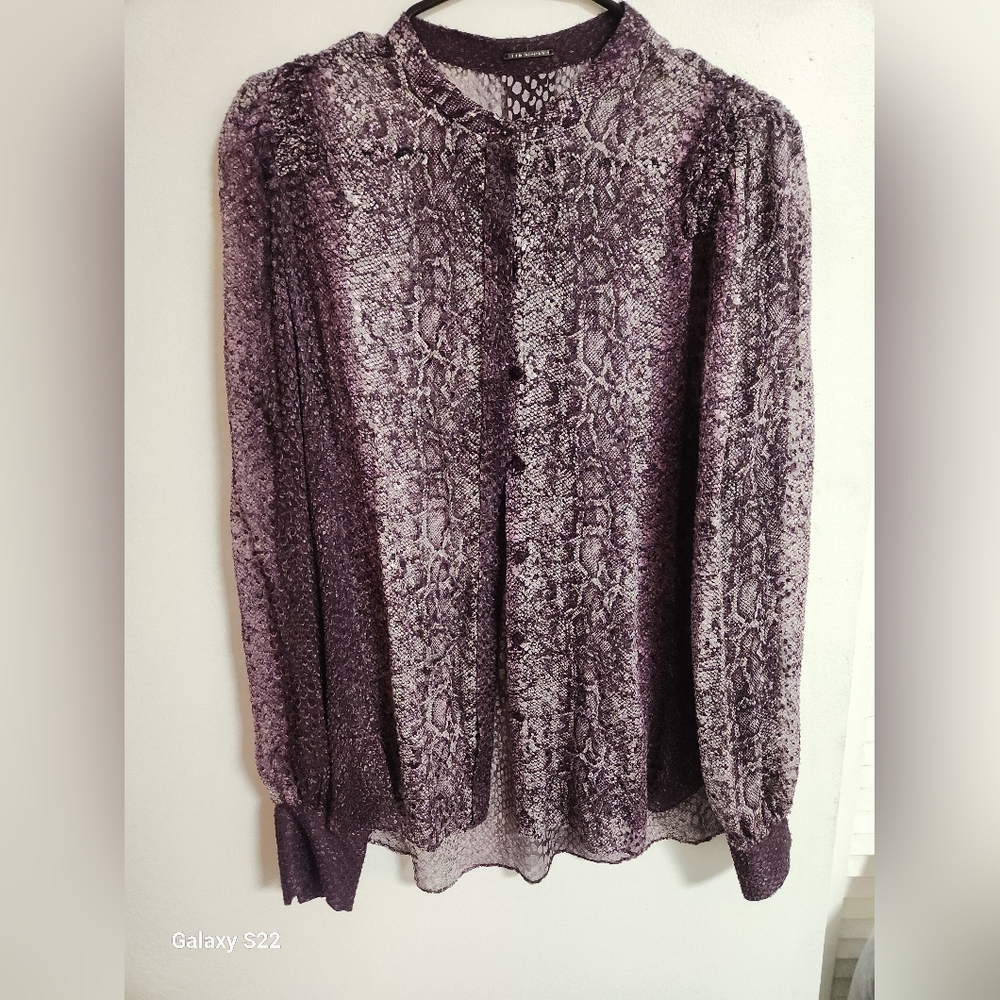 Elie Tahari Textured Purple Button Down Shirt